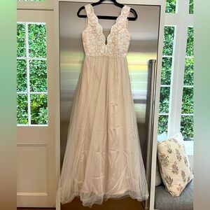 NWT Minuet Formal Gown Blush Pink Tulle Size Small